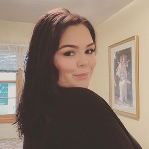 Meet your Posher, Kenzie